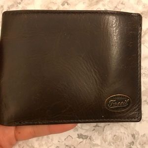 Fossil wallet
